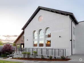 Building Photo - Columbia City Abbey