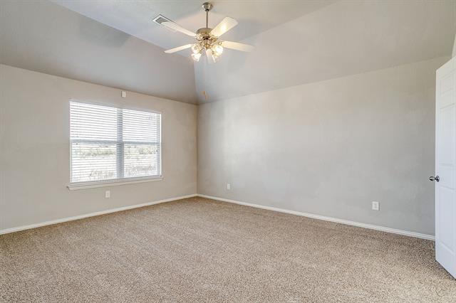 Building Photo - 3025 Shoreline Dr