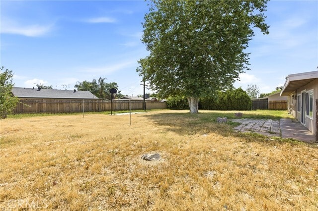 Building Photo - 40861 Whittier Ave