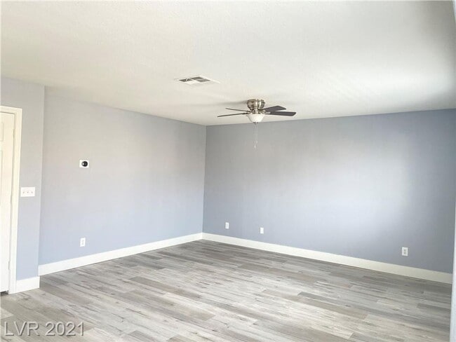 Building Photo - Beautifully Remodeled Home with Pool, RV Parking & 3-Car Garage!
