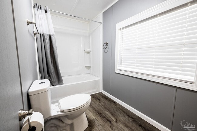 Building Photo - 4413 Basswood St