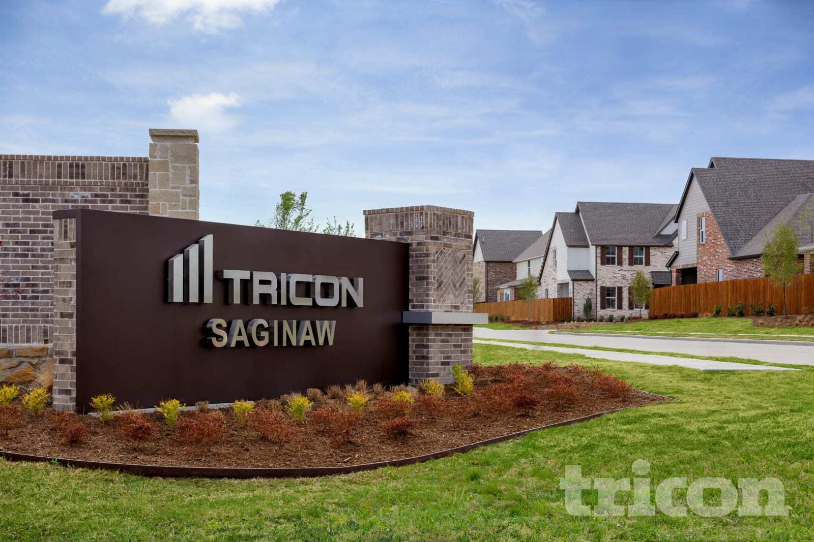 Building Photo - 301 Lincoln Cir