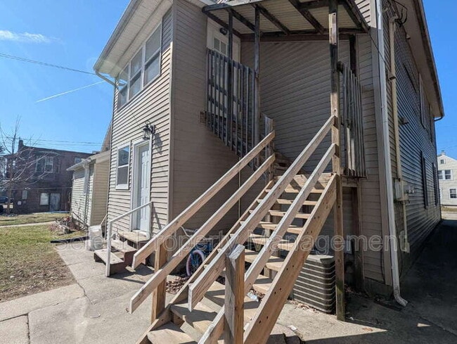 Building Photo - 1914 Kentucky Ave