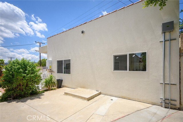 Building Photo - 1437 Ardmore Ave