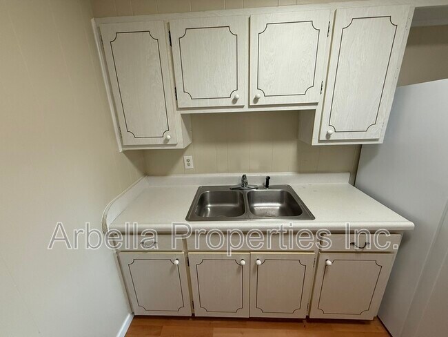 Building Photo - 1714 TN-93