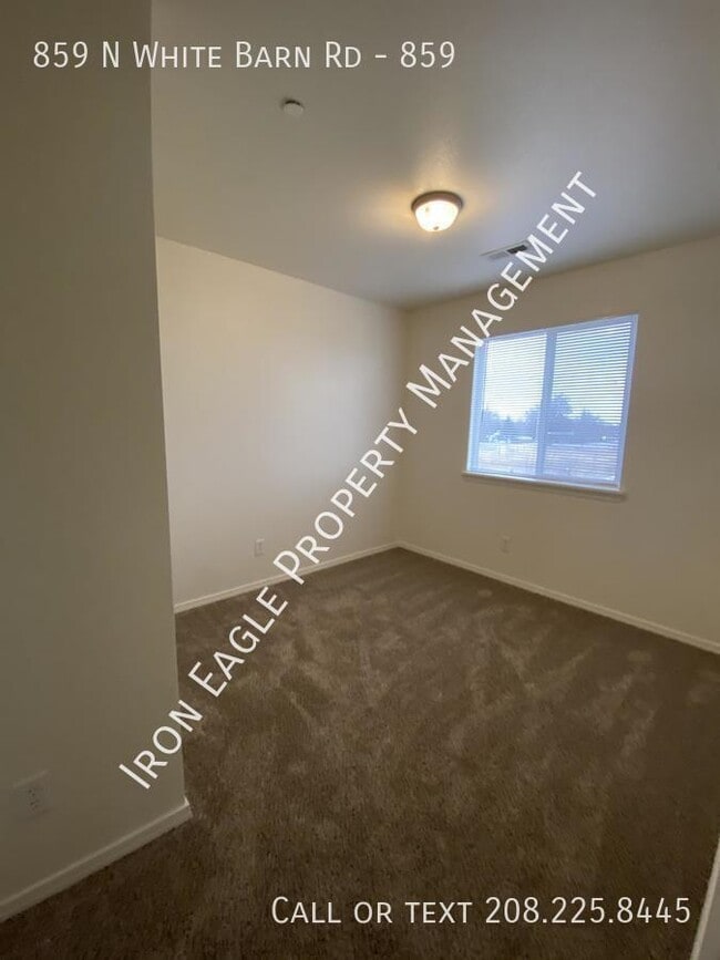 Building Photo - 859 N White Barn Rd