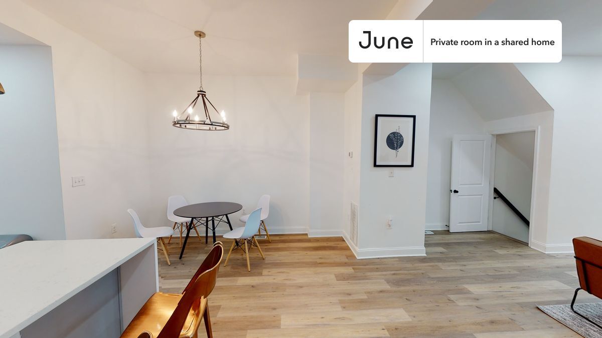 Building Photo - Room in Shared 5 bed/3.5 bath home