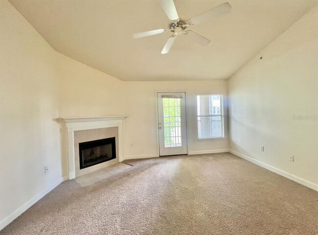 Building Photo - 18469 Bridle Club Dr