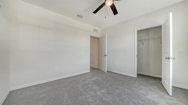 Building Photo - 12728 Lateral Root Dr