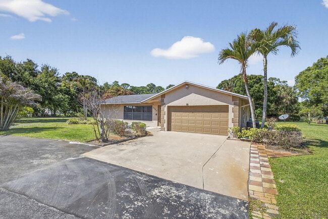 Building Photo - 7107 181st Ct N