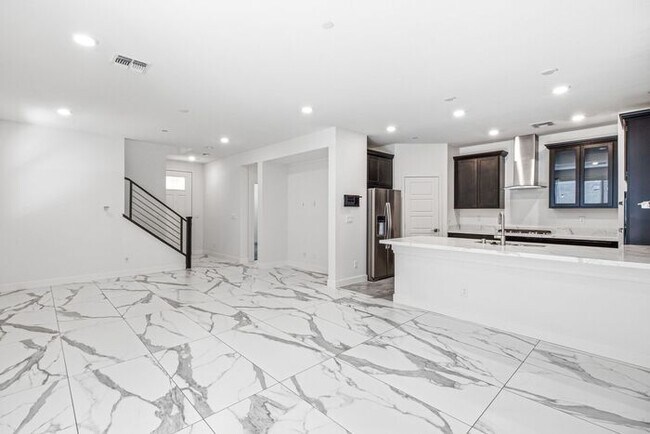Building Photo - Beautiful 4-Bedroom Inspirada Home with Loft, Upgraded Kitchen & Private Backyard