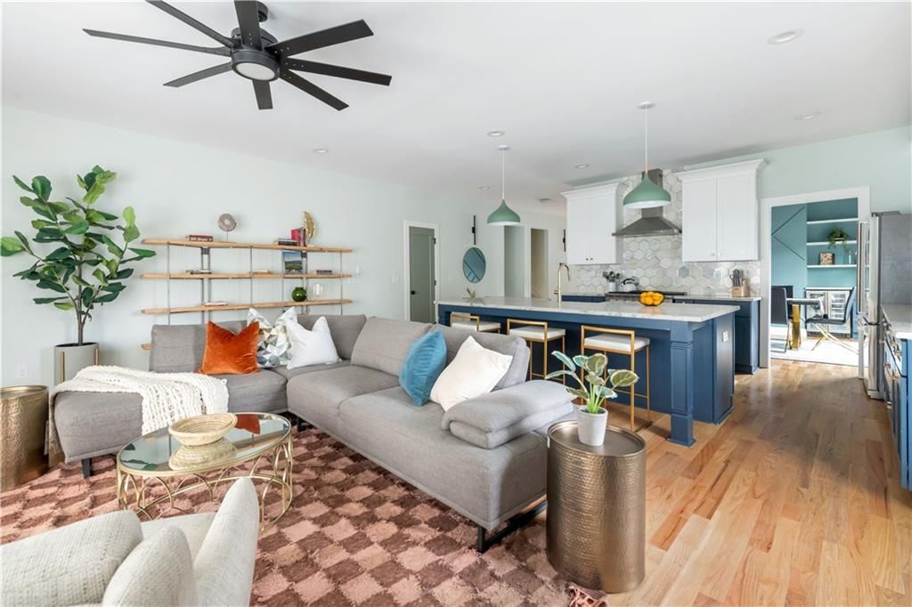 Building Photo - 1393 Glenwood Ave SE