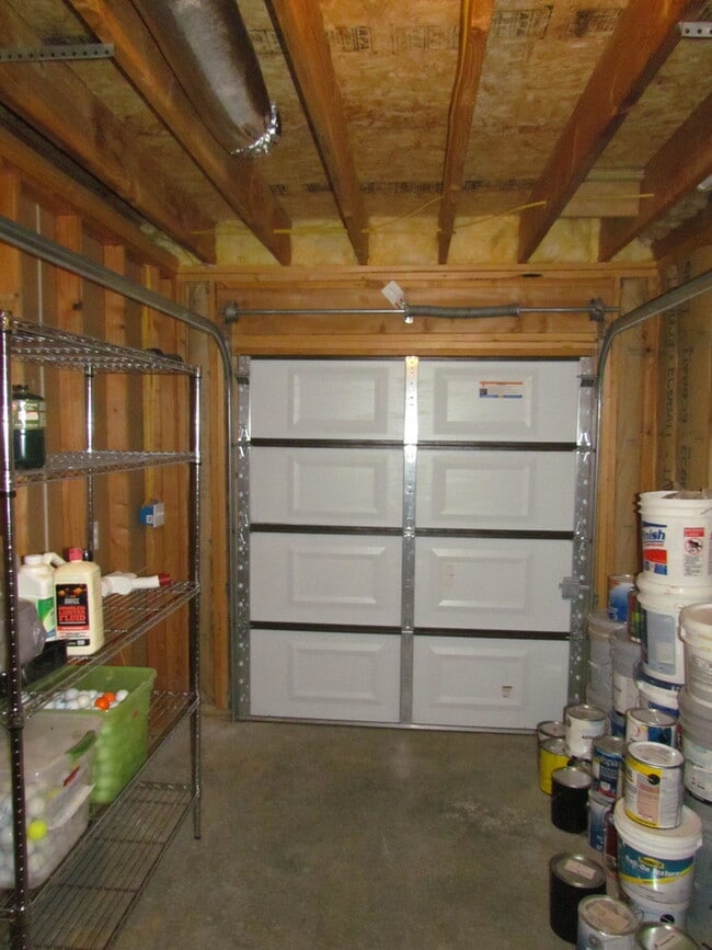 Building Photo - AVAILABLE!!!