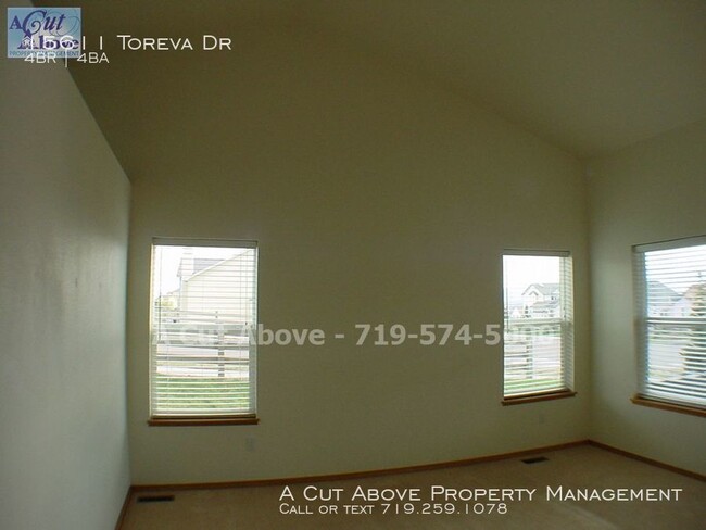 Building Photo - 4 Bedroom House in Monument