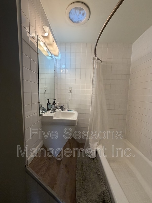 Building Photo - 194 North St