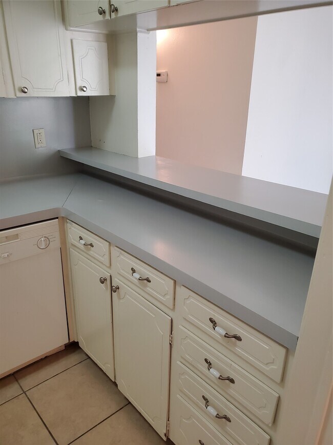 Building Photo - 3400 Timmons Ln