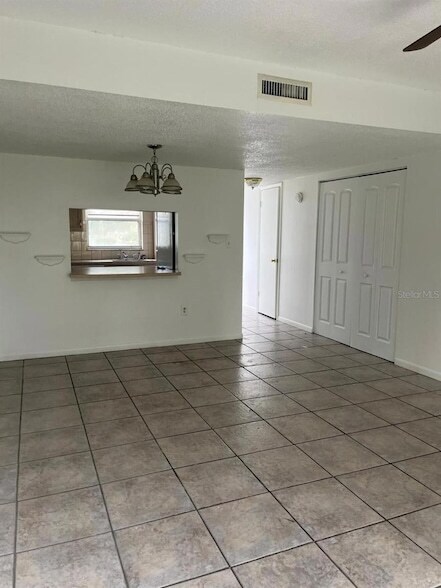 Building Photo - 1611 SE 25th St