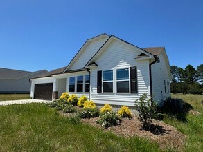 Building Photo - Lynchford Pointe