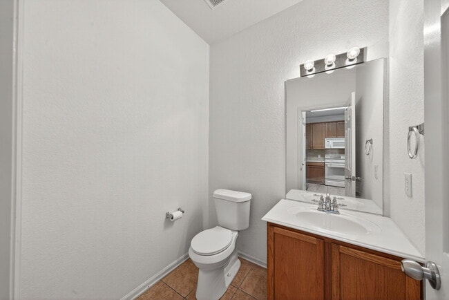 Building Photo - 2642 Grayson Way