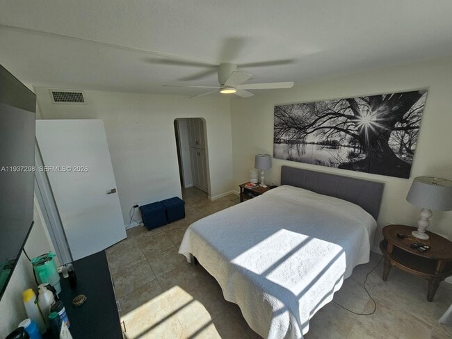 Building Photo - 3000 Marcos Dr