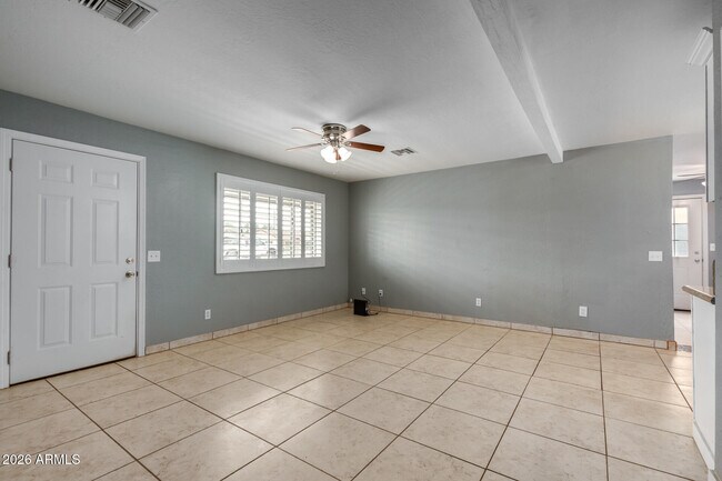 Building Photo - 5309 N 22nd Dr