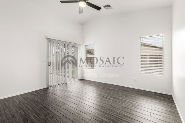 Building Photo - 3284 W Five Mile Peak Dr