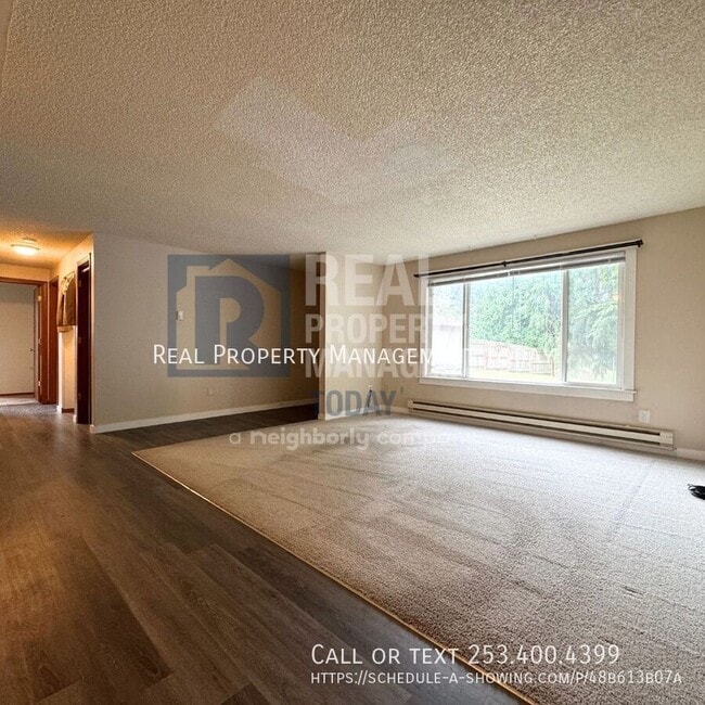 Building Photo - 6115 Glen Mary Ln SE