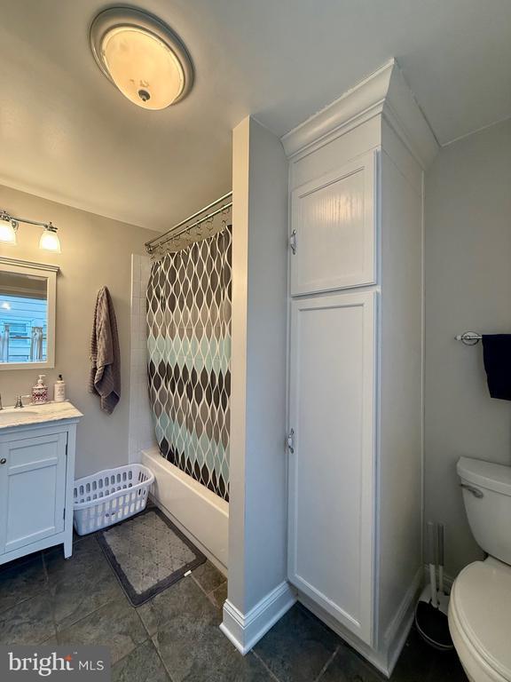 Building Photo - 2623 W 18th St