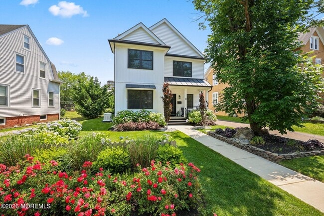 Building Photo - 28 Rector Pl