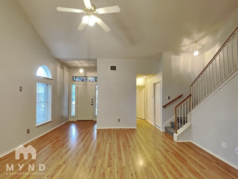Building Photo - 15204 Donna Jane Loop