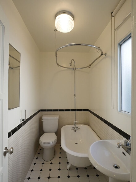 Bathroom - 2615 5th St