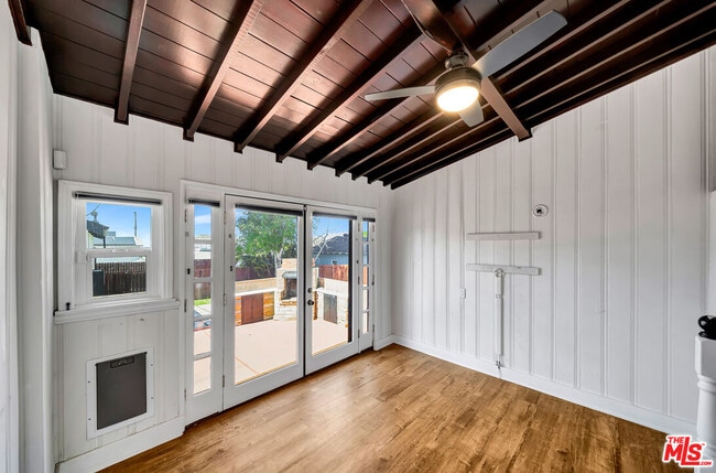 Building Photo - 10509 Wilsey Ave