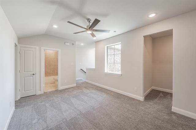 Building Photo - 241 Gardenia Dr