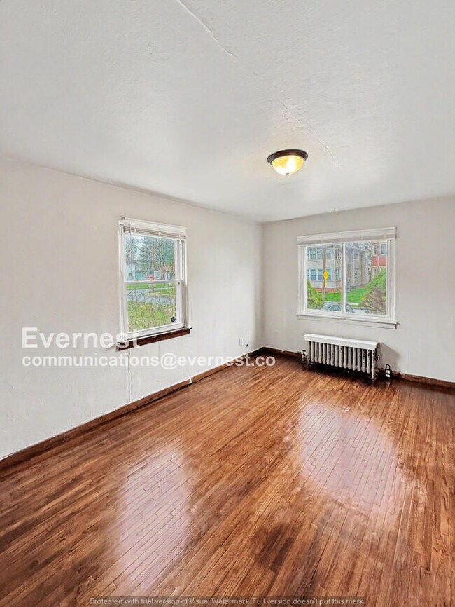 Building Photo - 3812 Drexel Dr