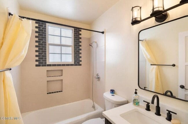 Building Photo - 12015 Riverside Dr