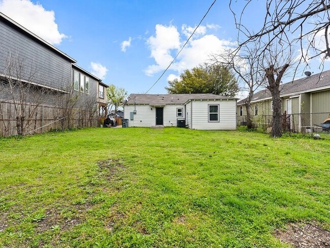 Building Photo - 2819 Alabama Ave