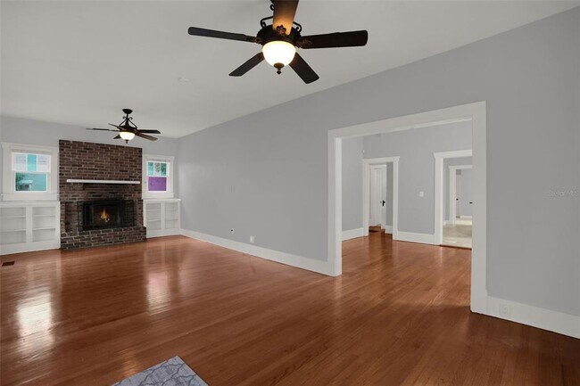 Building Photo - 1629 Ferris Ave