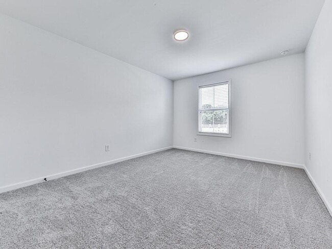 Building Photo - 611 Elwick Ln