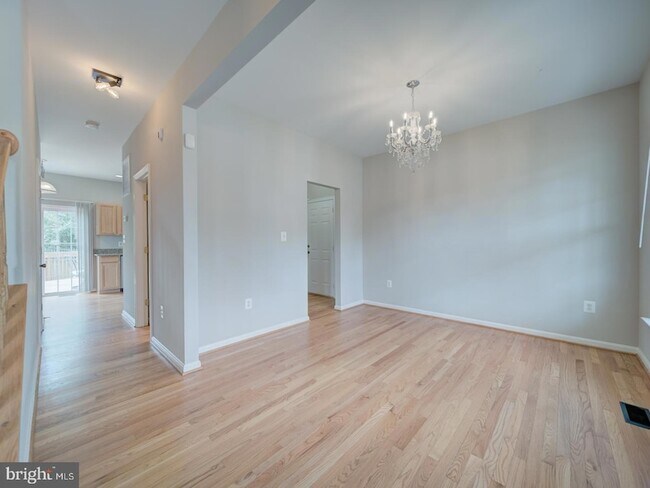 Building Photo - 6311 Hot Spring Ln