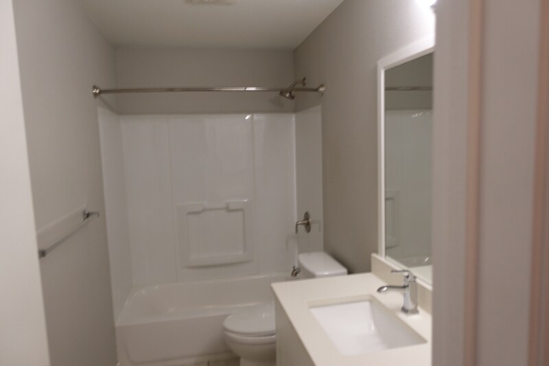 Building Photo - 14616 NE 44th St