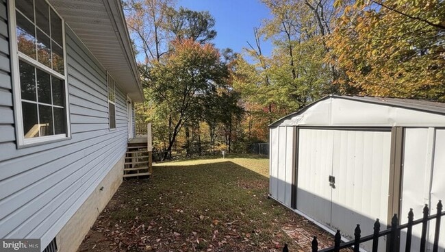 Building Photo - 1049 Paleface Ct