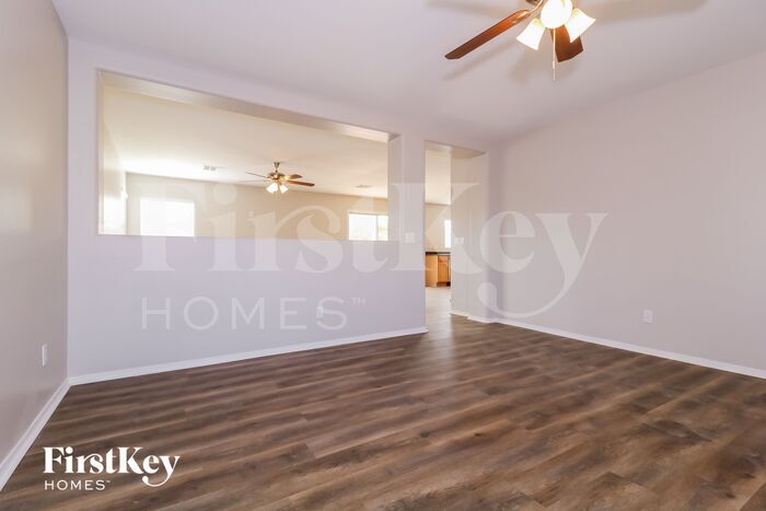 Building Photo - 1411 S 222nd Ln