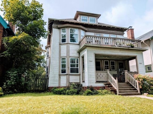 Building Photo - Prospect Lower house