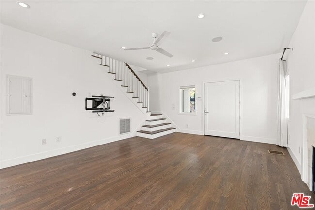 Building Photo - 4525 Melbourne Ave