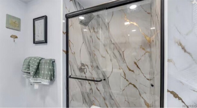 Building Photo - 1536 Niagara Ave