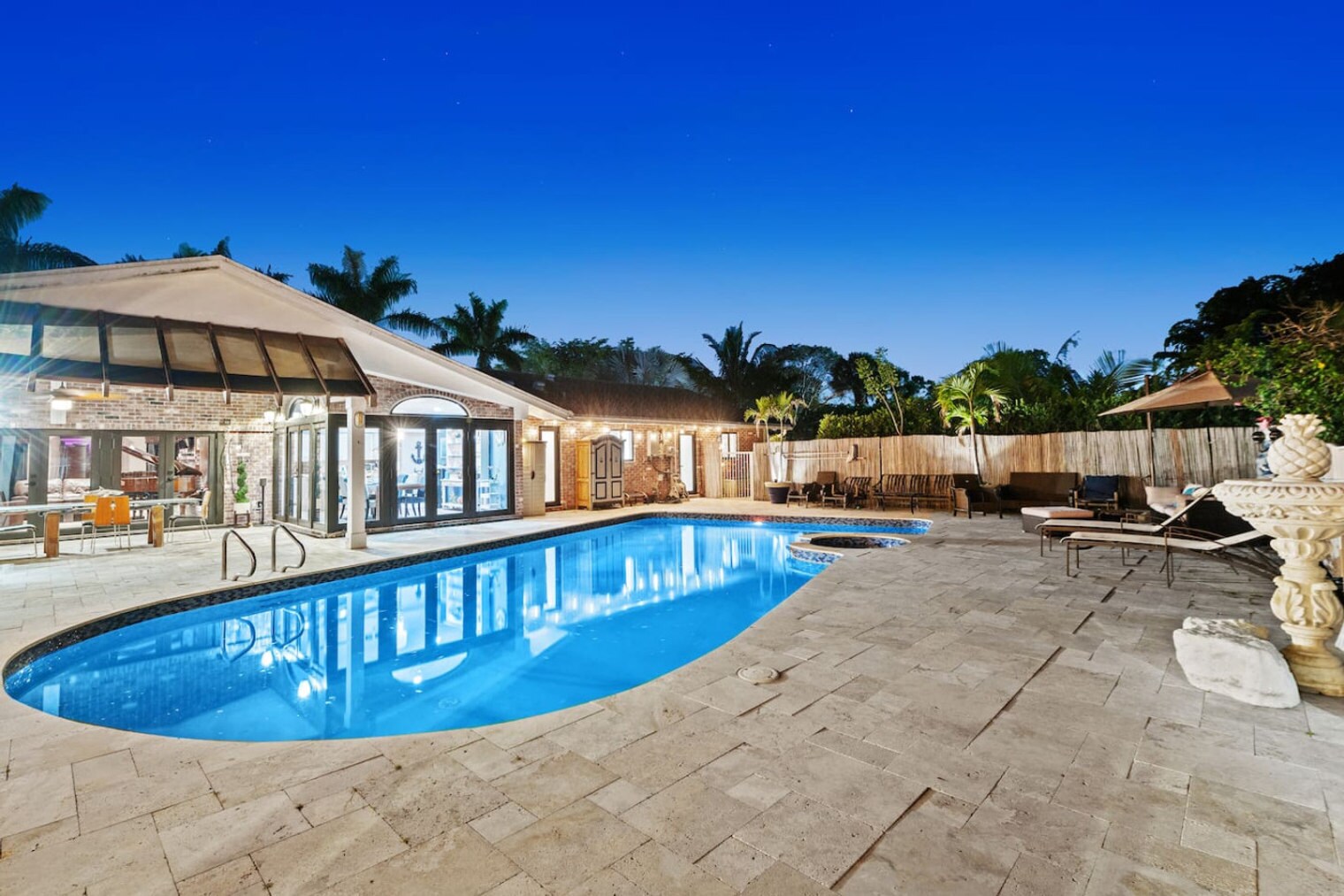 Building Photo - 4501 Briarcliff Ln