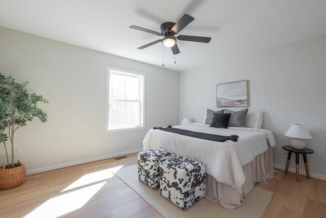 Building Photo - 2241 Mountain View Rd