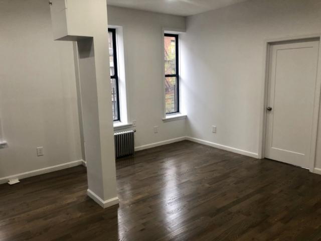 Building Photo - 3 bedroom in NEW YORK NY 10033