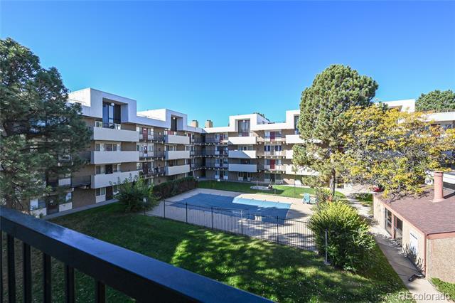 Building Photo - 364 S Ironton St