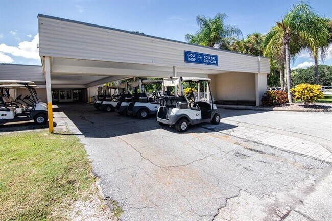 Building Photo - 2615 Cove Cay Dr